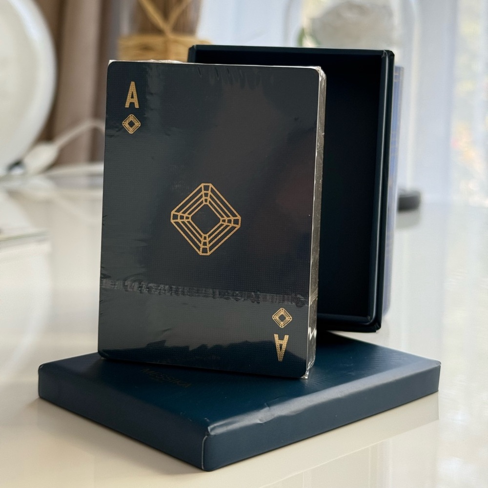 Messika playing cards